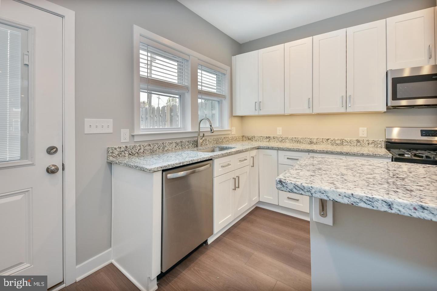 836 Harlem Ave Property Photo 14