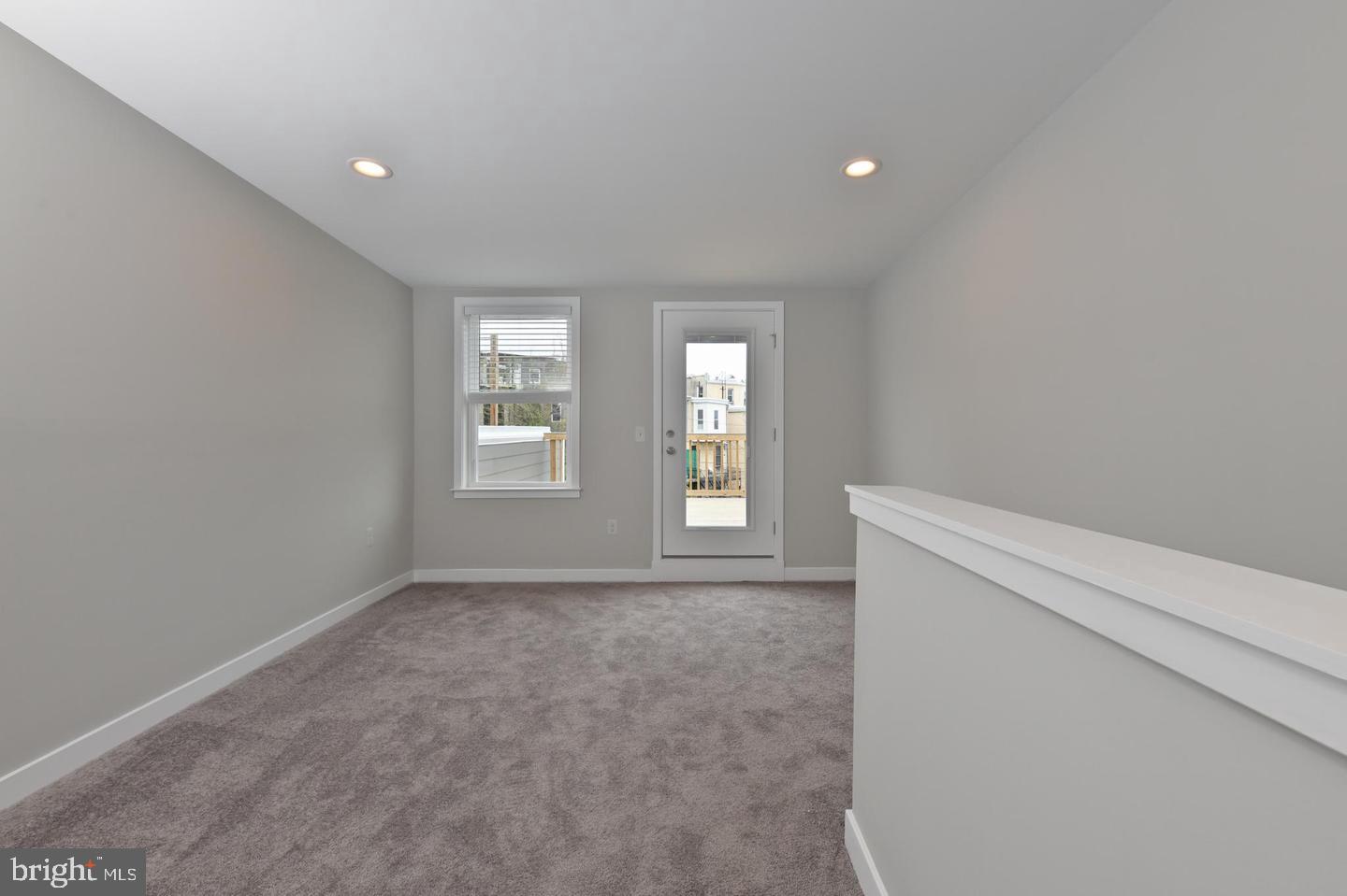 836 Harlem Ave Property Photo 29