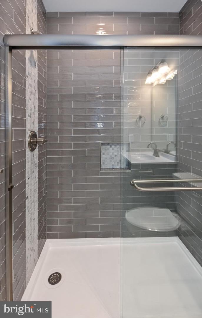 836 Harlem Ave Property Photo 35