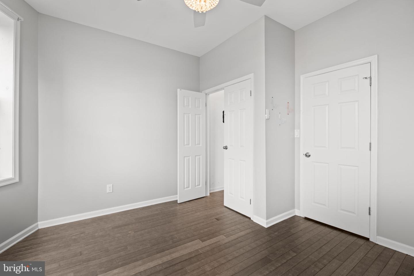 2815 Parkwood Ave Property Photo 14
