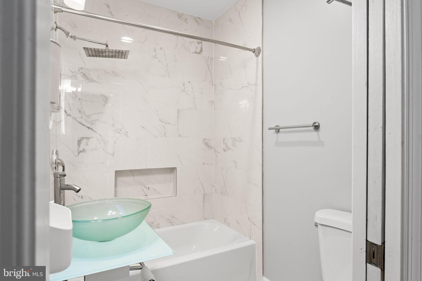 2815 Parkwood Ave Property Photo 16