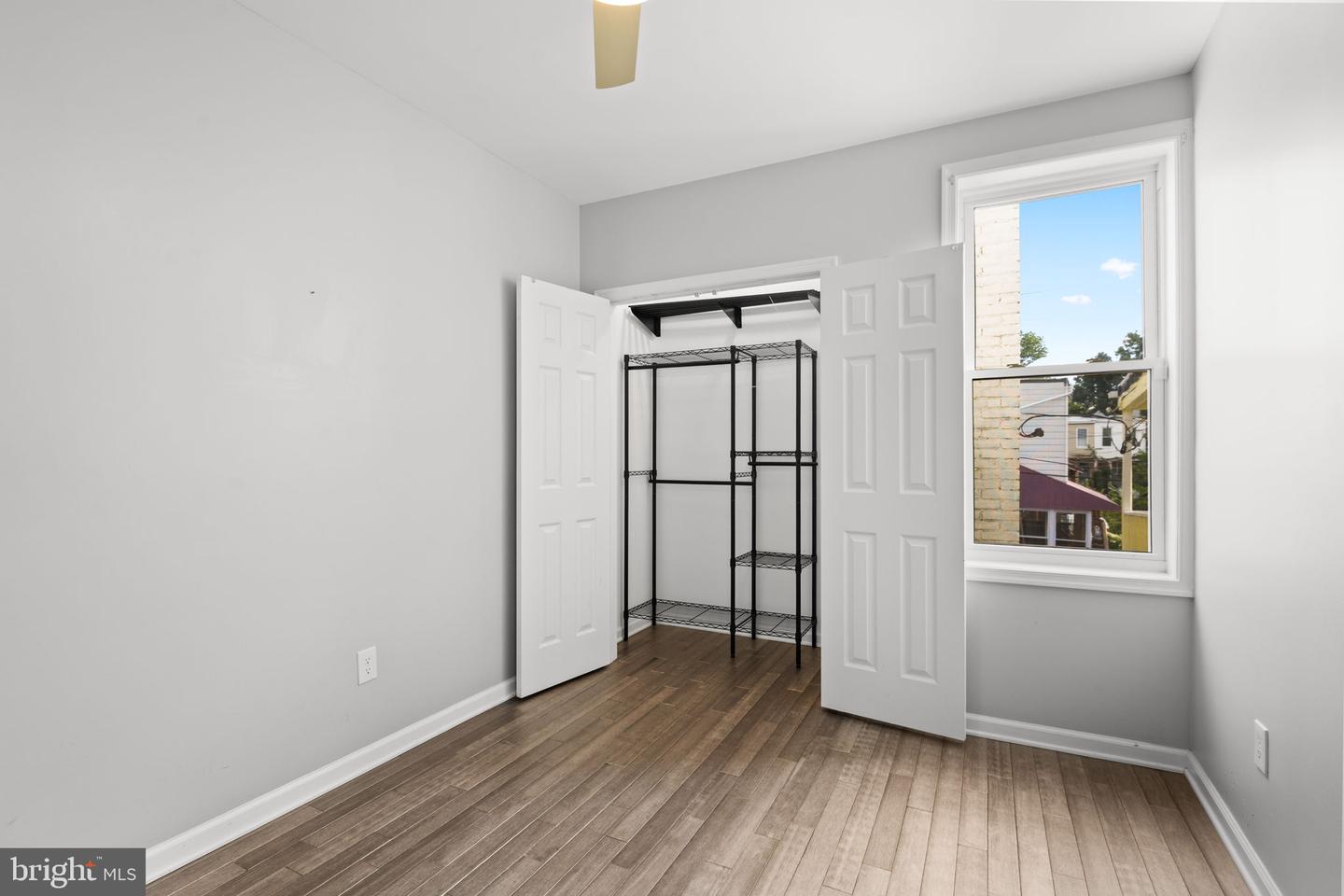 2815 Parkwood Ave Property Photo 22