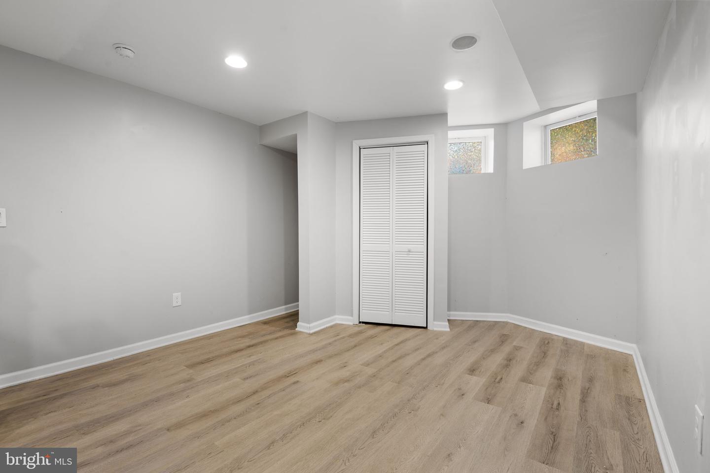 2815 Parkwood Ave Property Photo 26