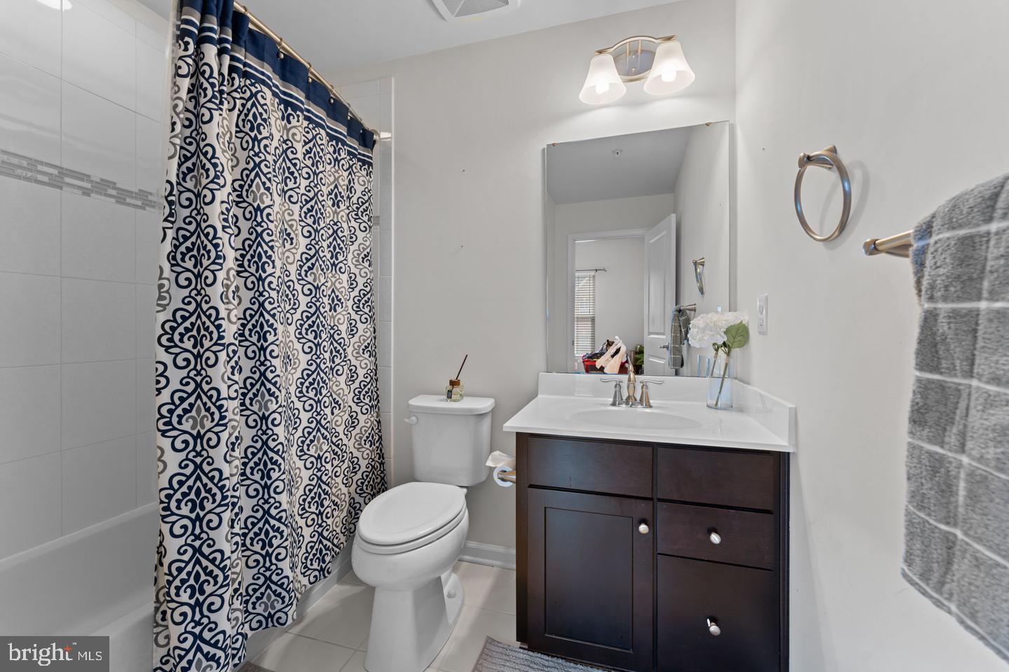 4662 Hudson St Property Photo 17