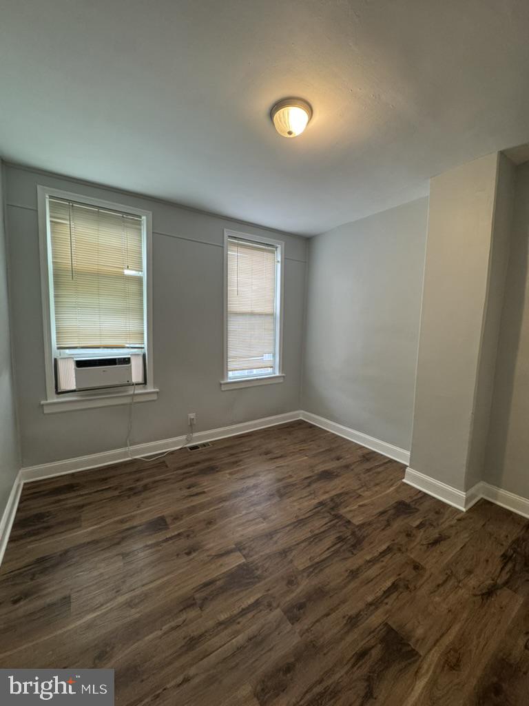 2610 Miles Ave Property Photo 5