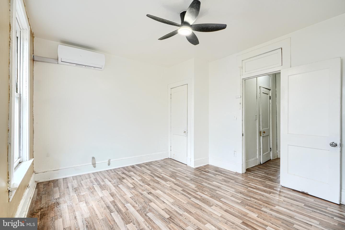 2515 Oswego Ave Property Photo 14