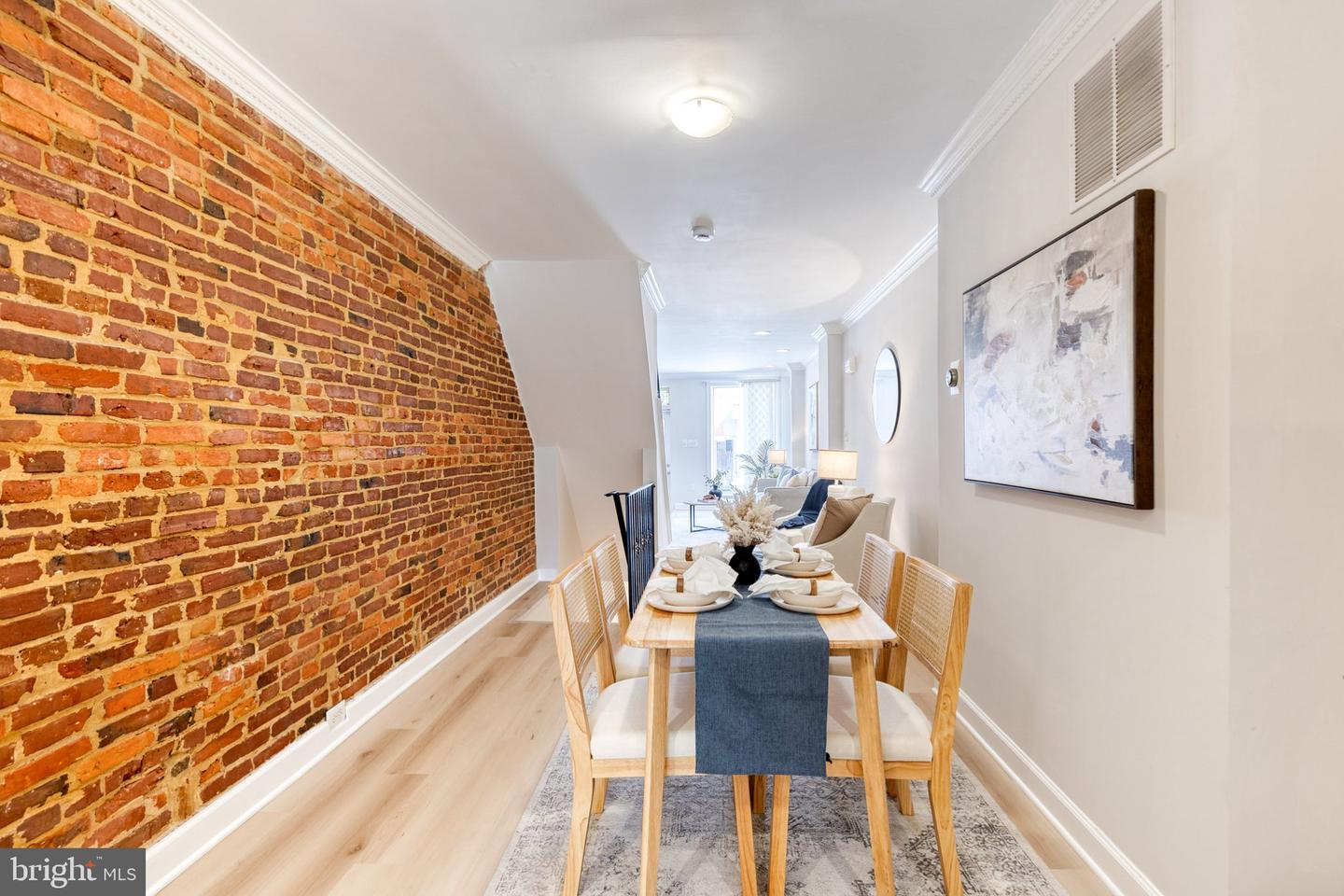 1806 Light St Property Photo 12