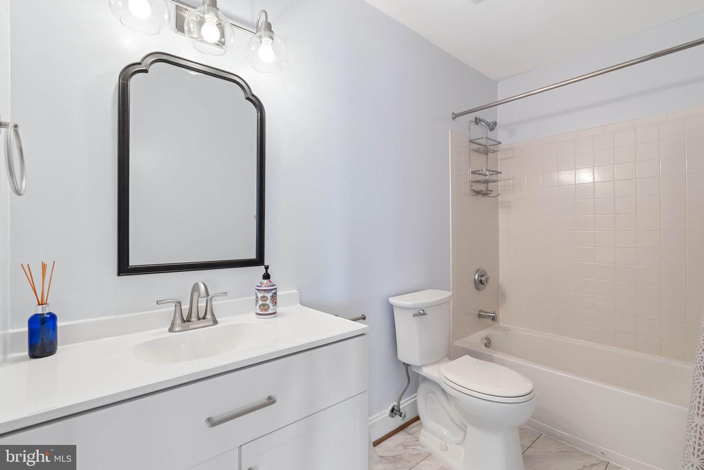 2702 Lighthouse Pt E #629 Property Photo 12
