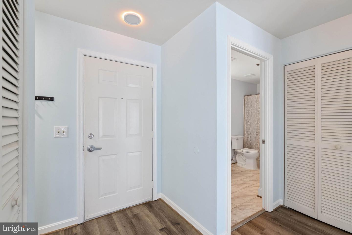 2702 Lighthouse Pt E #629 Property Photo 13