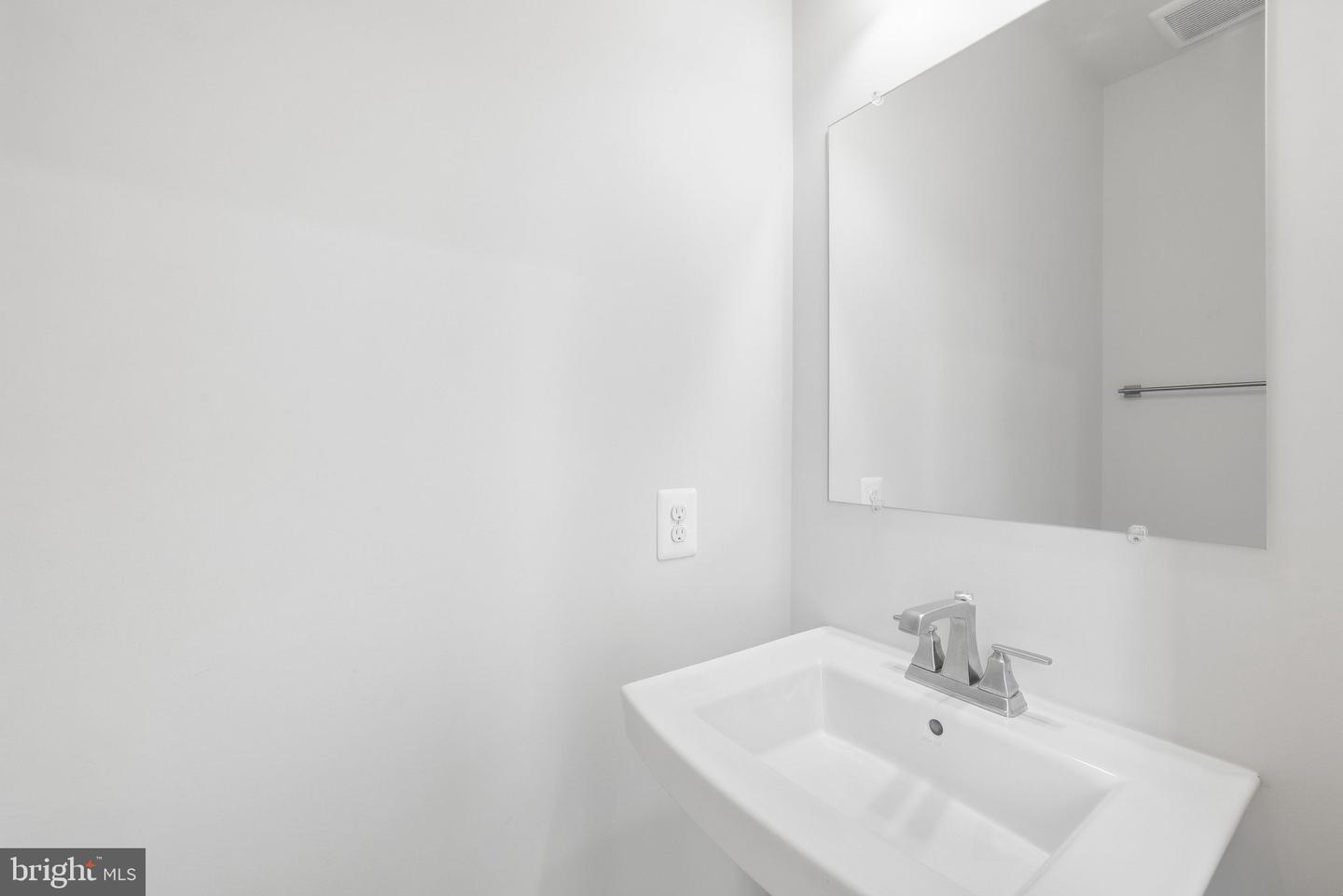 1834 Park Ave Property Photo 10