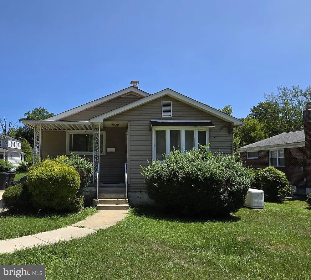 2915 N Rogers Property Photo 1