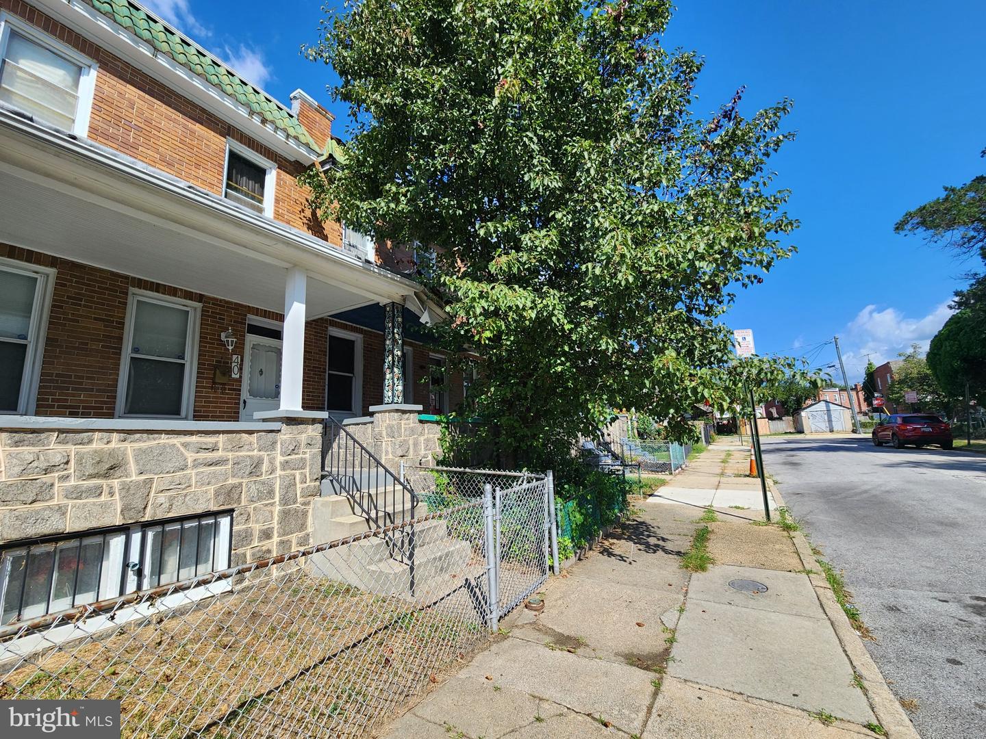 42 N Ellamont St Property Photo 7