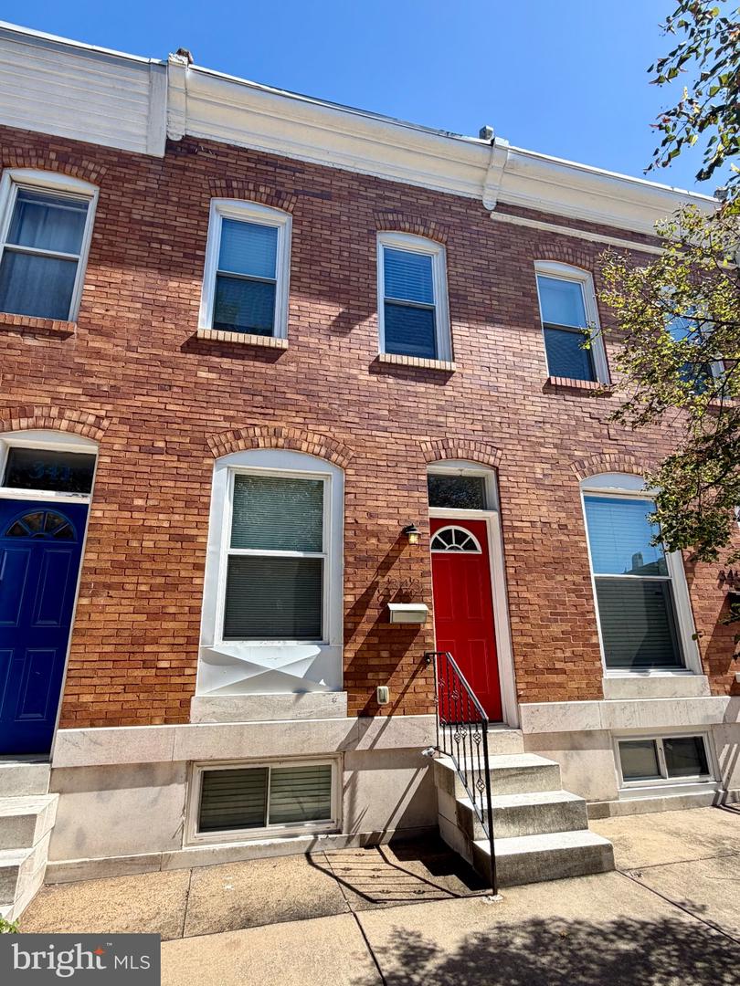343 S Macon St Property Photo 1