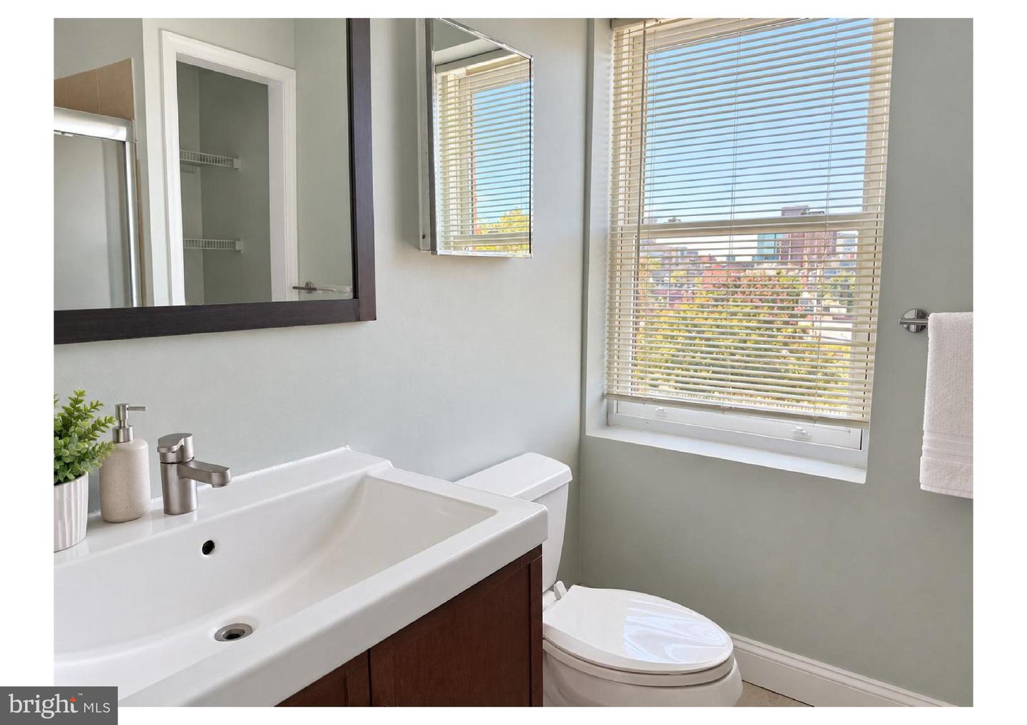 1501 E Baltimore St Property Photo 13