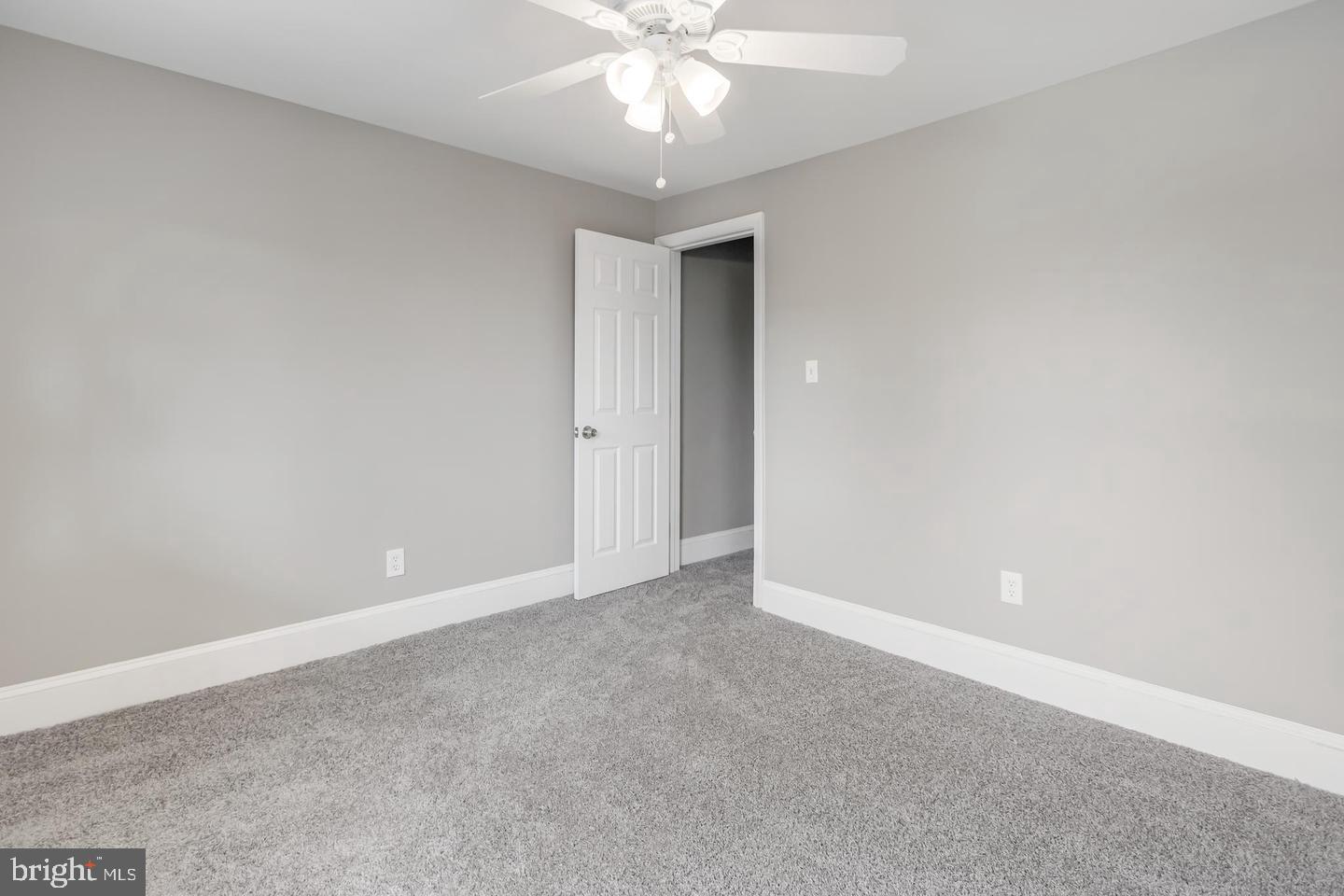 2817 Winchester St Property Photo 21