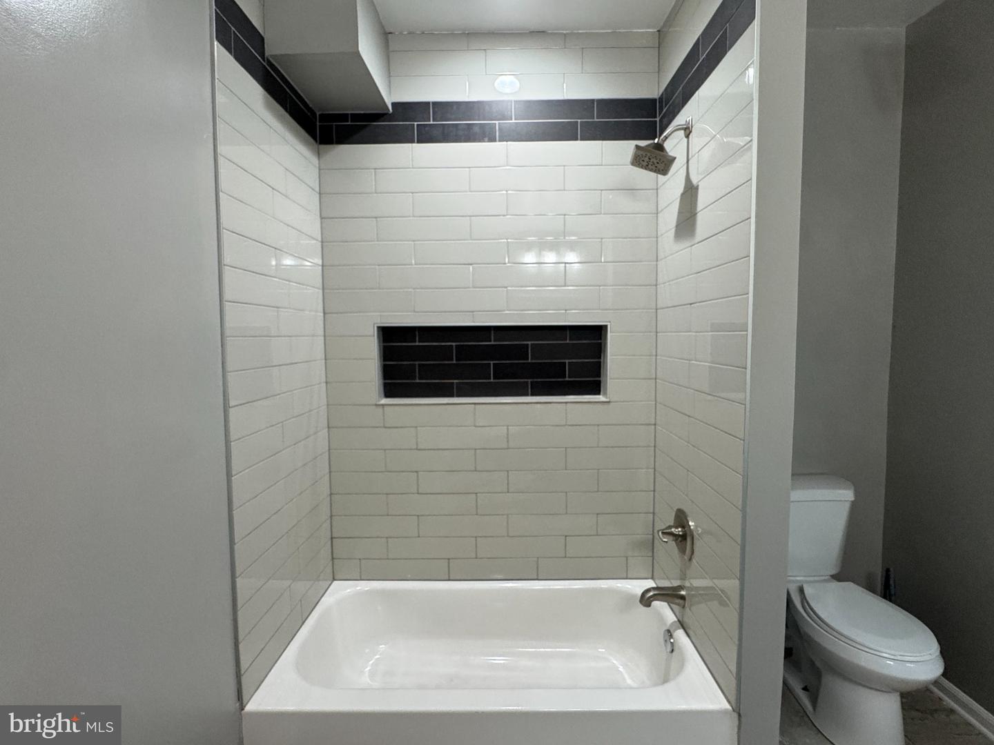 2229 Jefferson St Property Photo 11