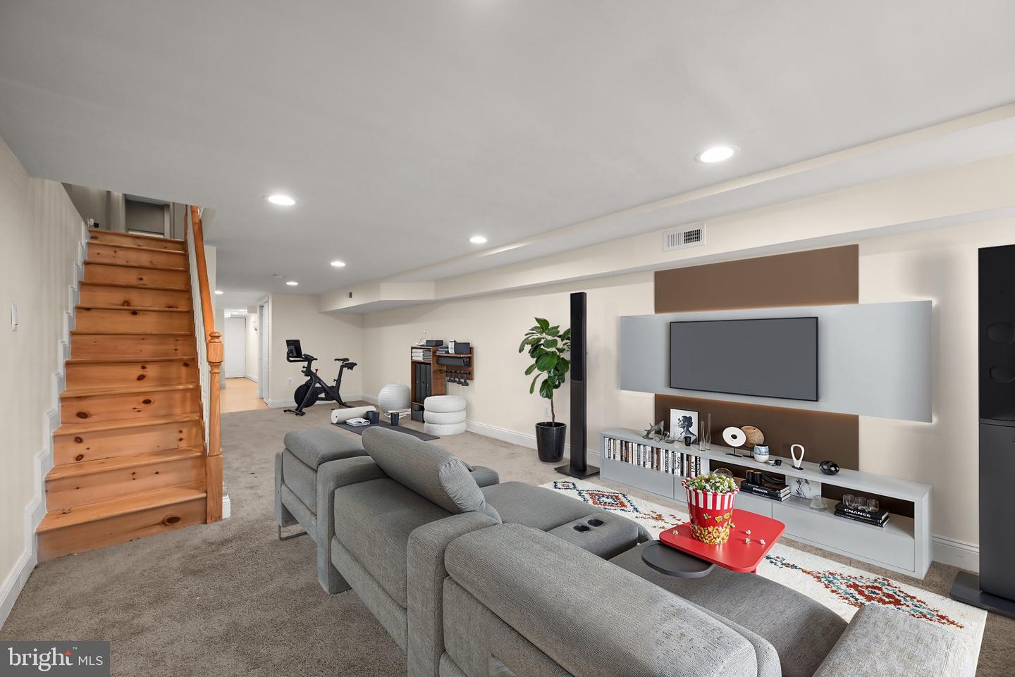 MDBA2231420 Property Photo 5