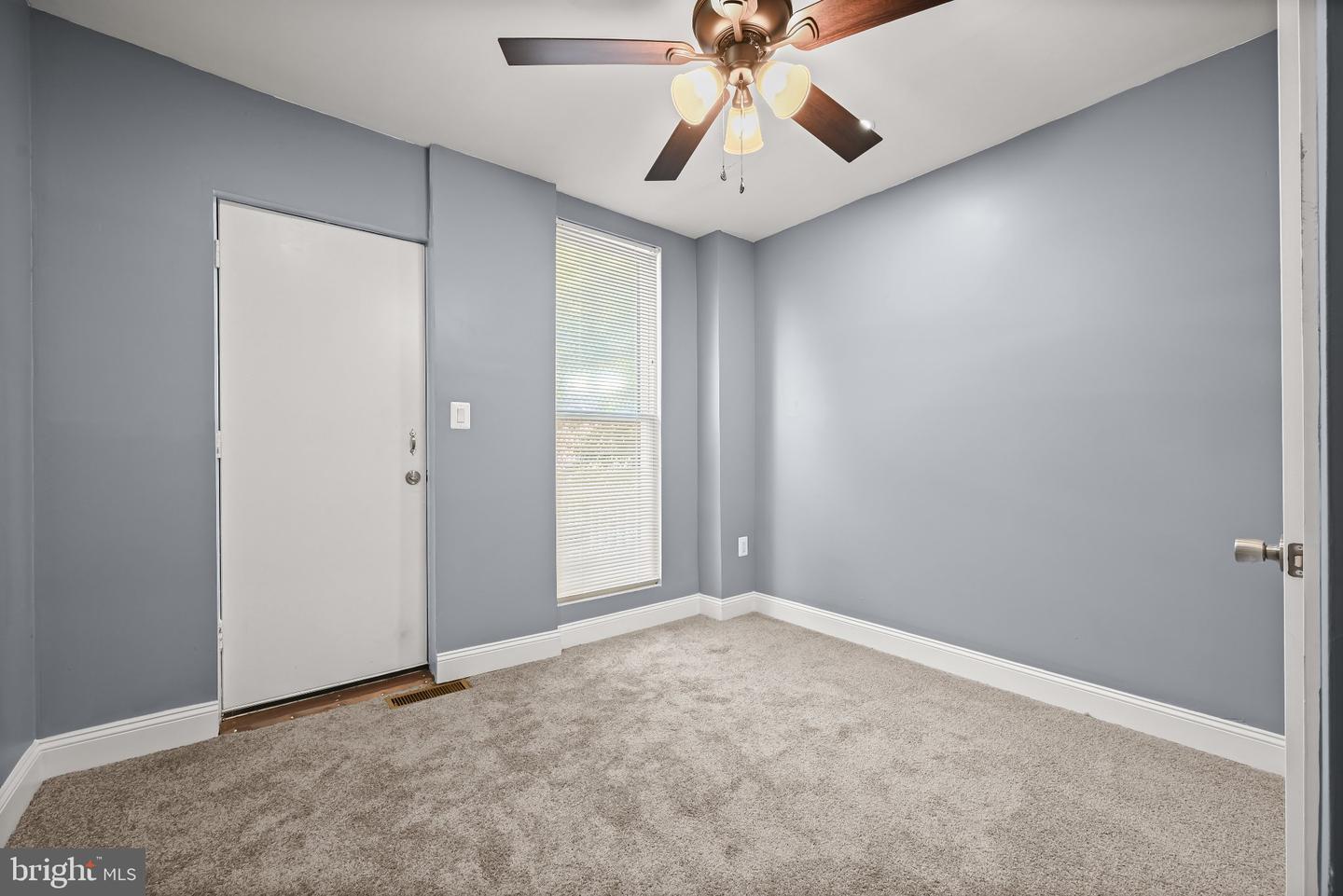 MDBA2231420 Property Photo 23