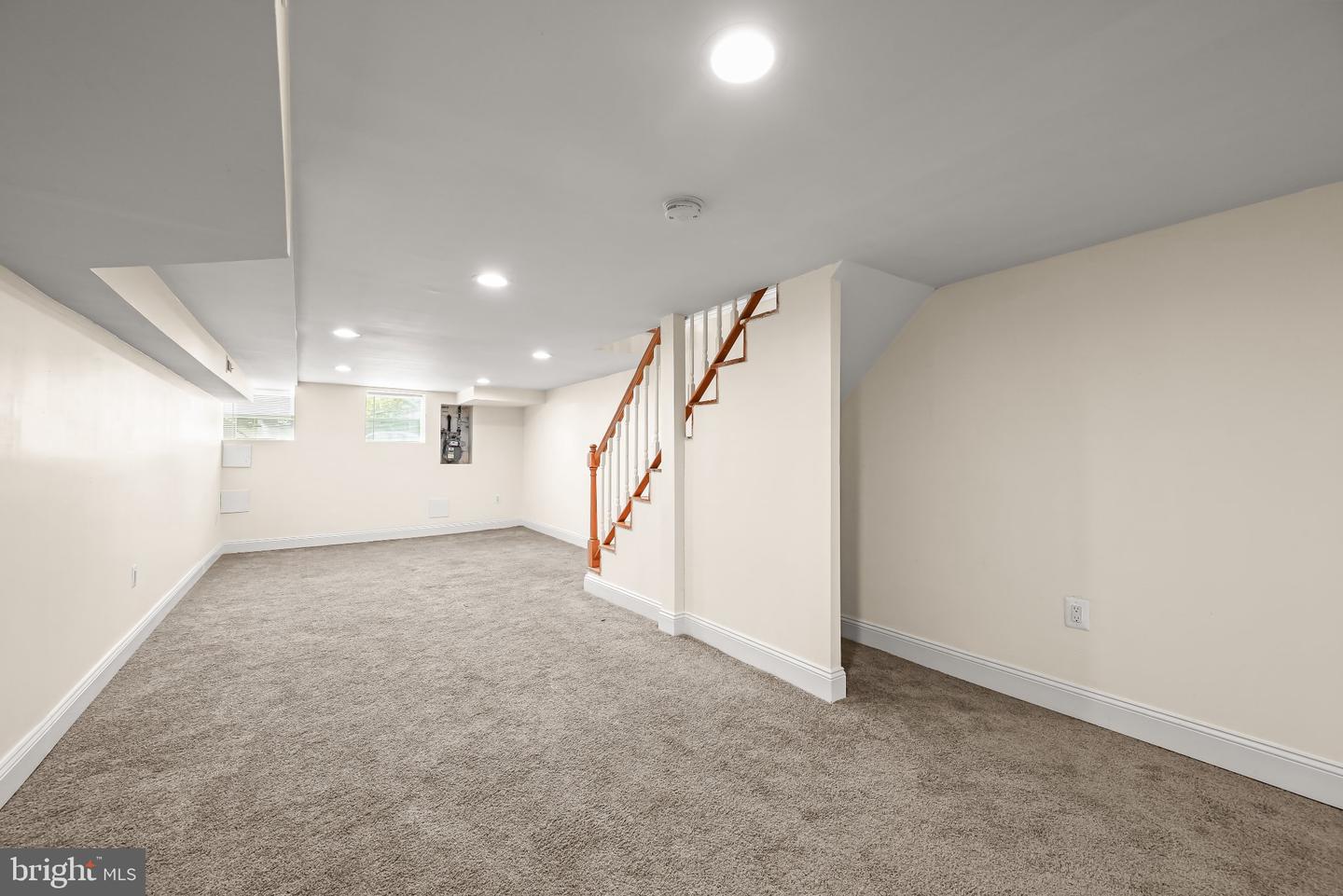 MDBA2231420 Property Photo 27
