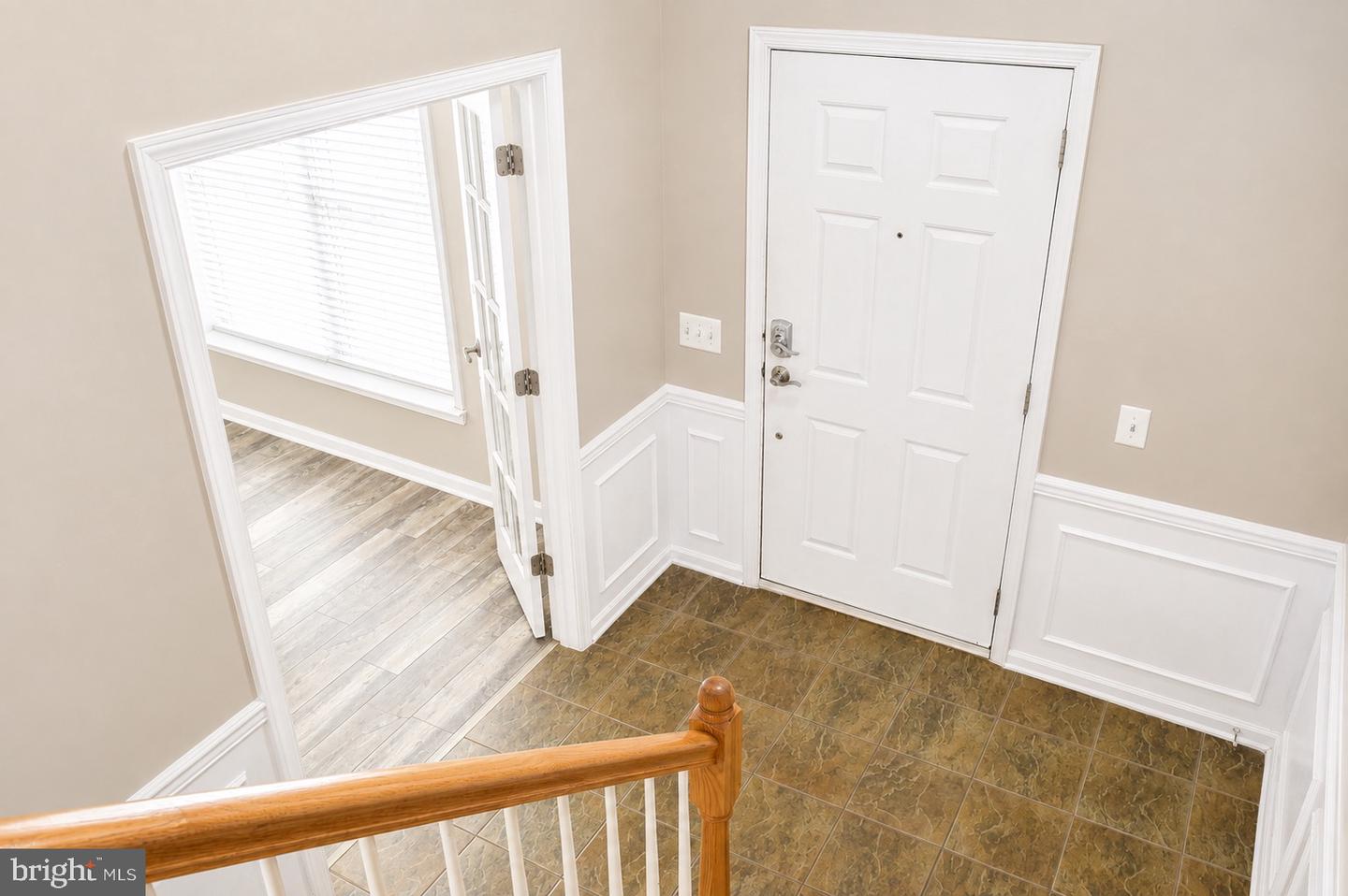 1416 Steuart St Property Photo 2