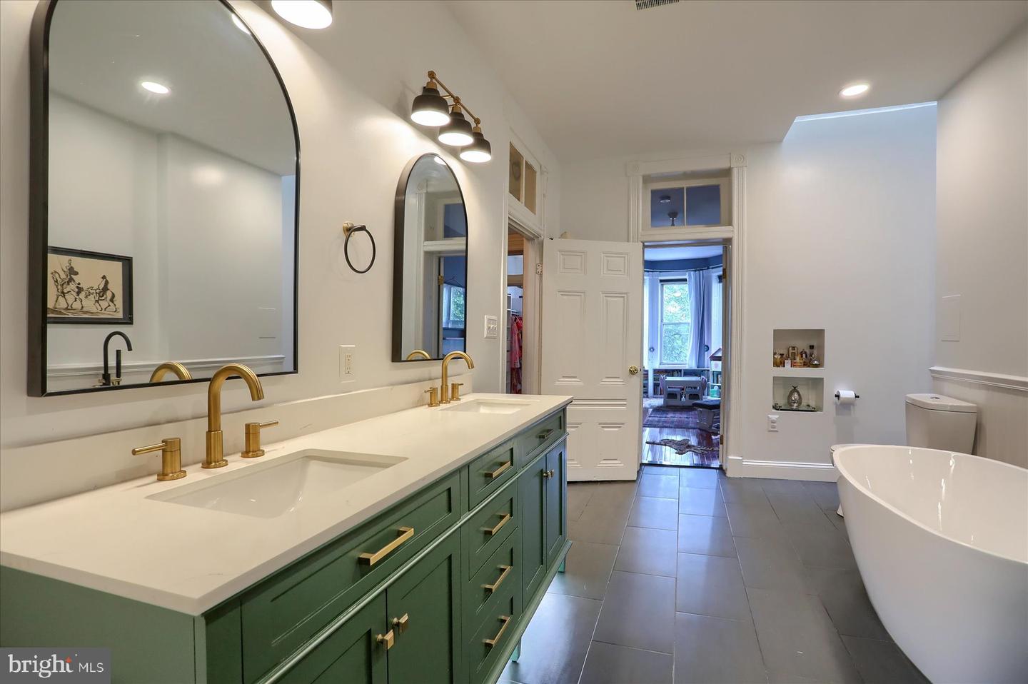 1505 Park Ave Property Photo 28