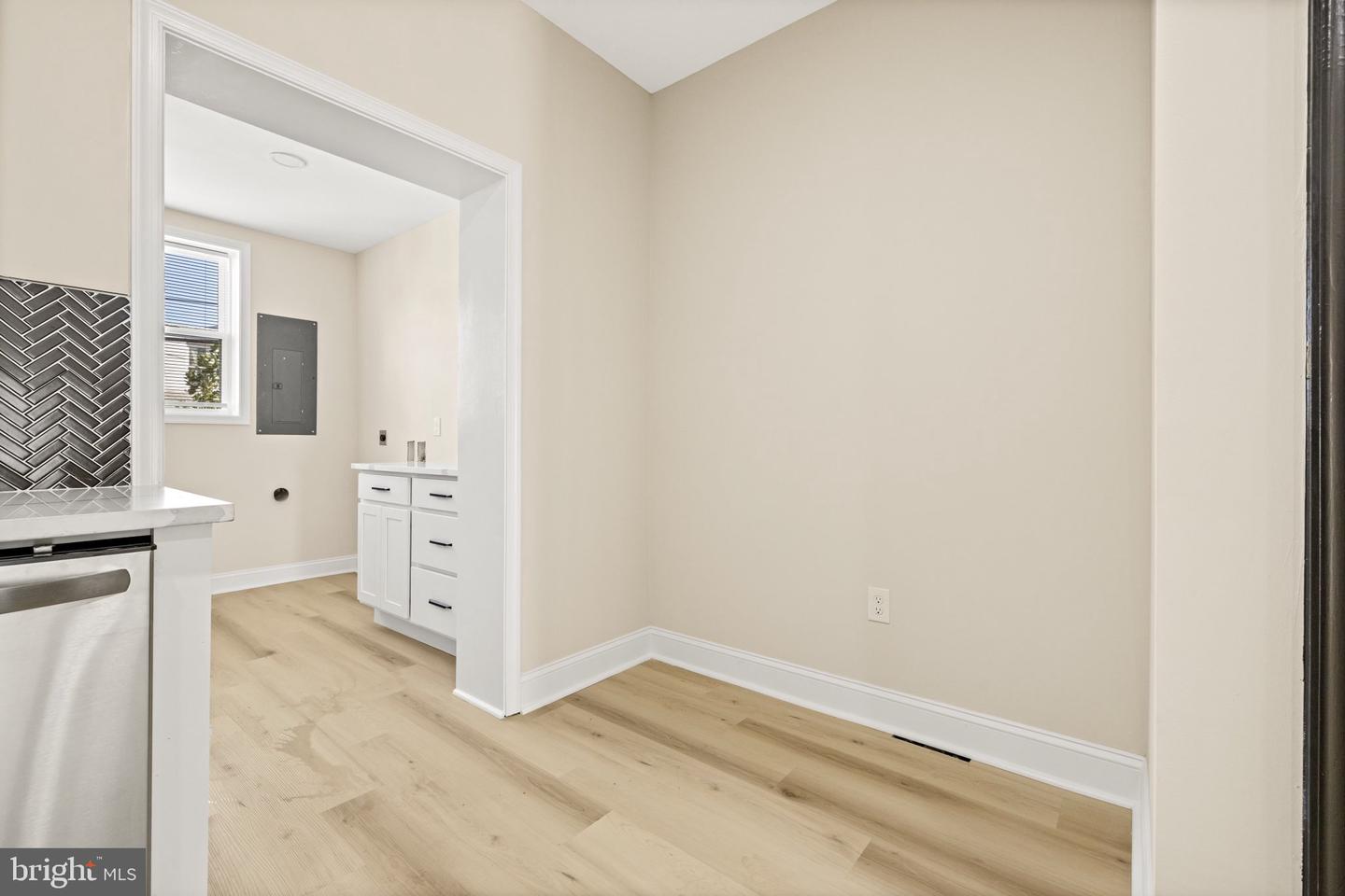 3232 E Lombard St E Property Photo 13