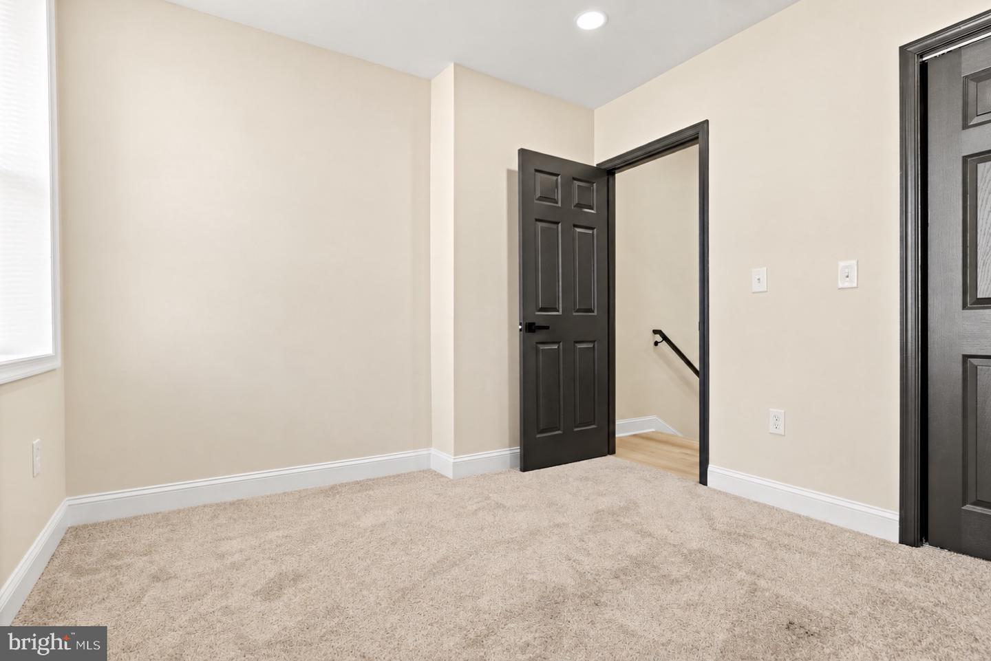 3232 E Lombard St E Property Photo 21