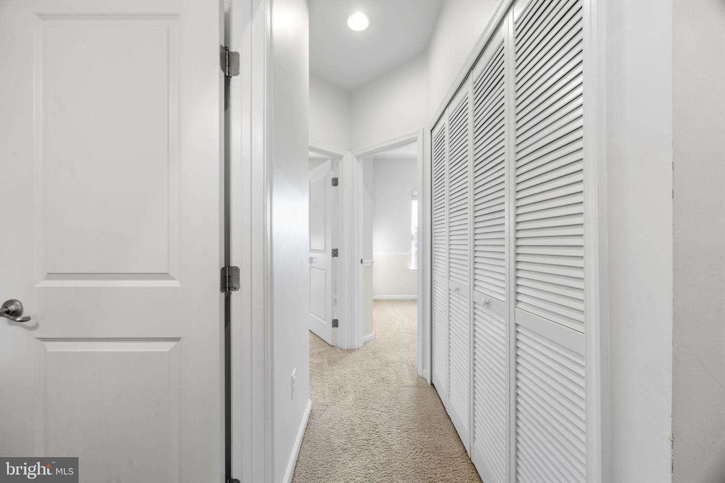 4644 Hudson St Property Photo 26