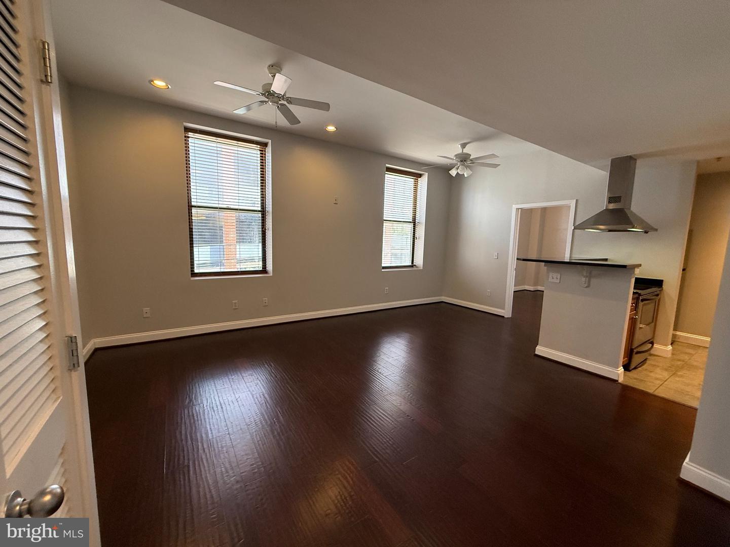 1211 Light St #209 Property Photo 2