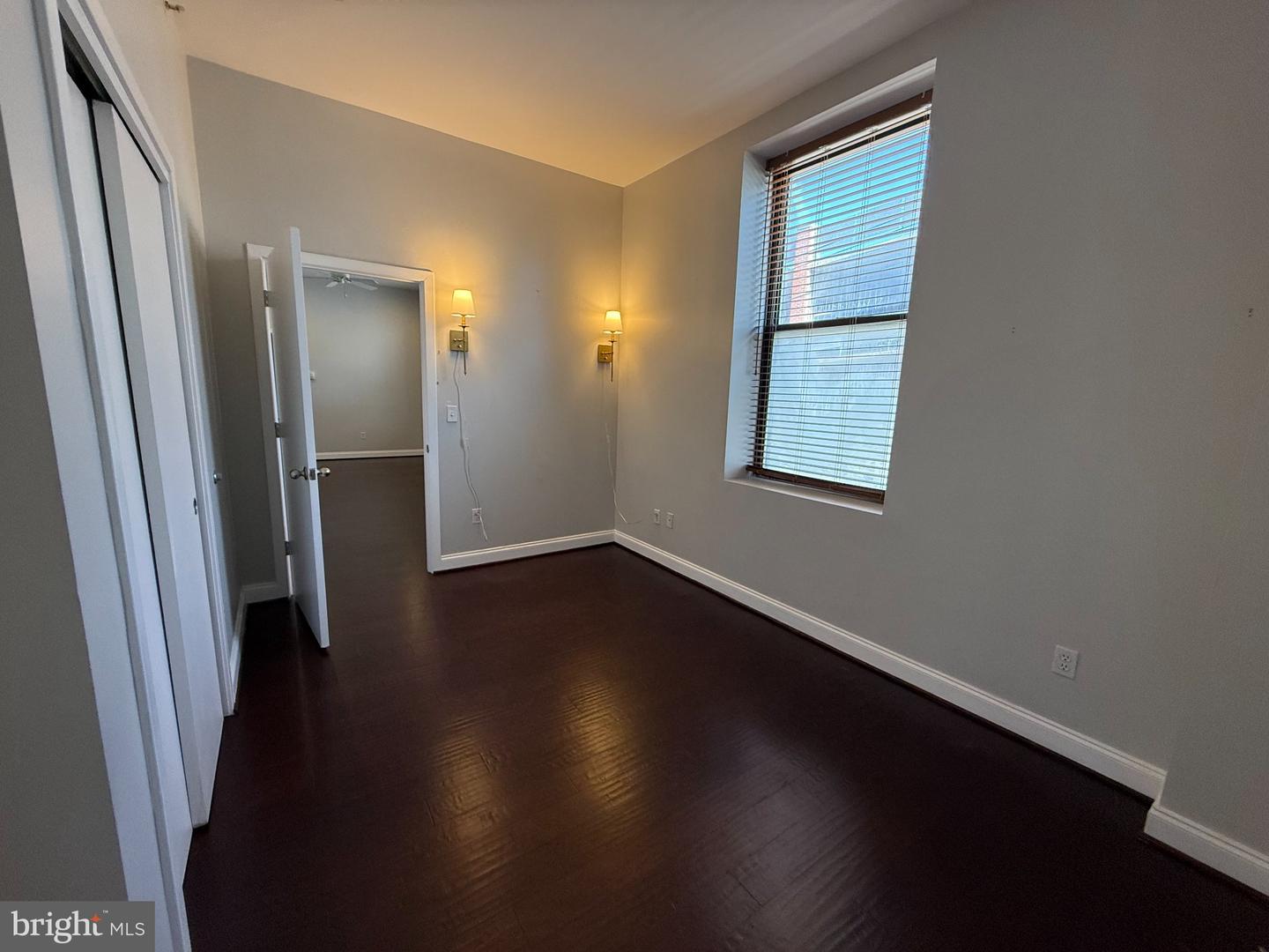 1211 Light St #209 Property Photo 6