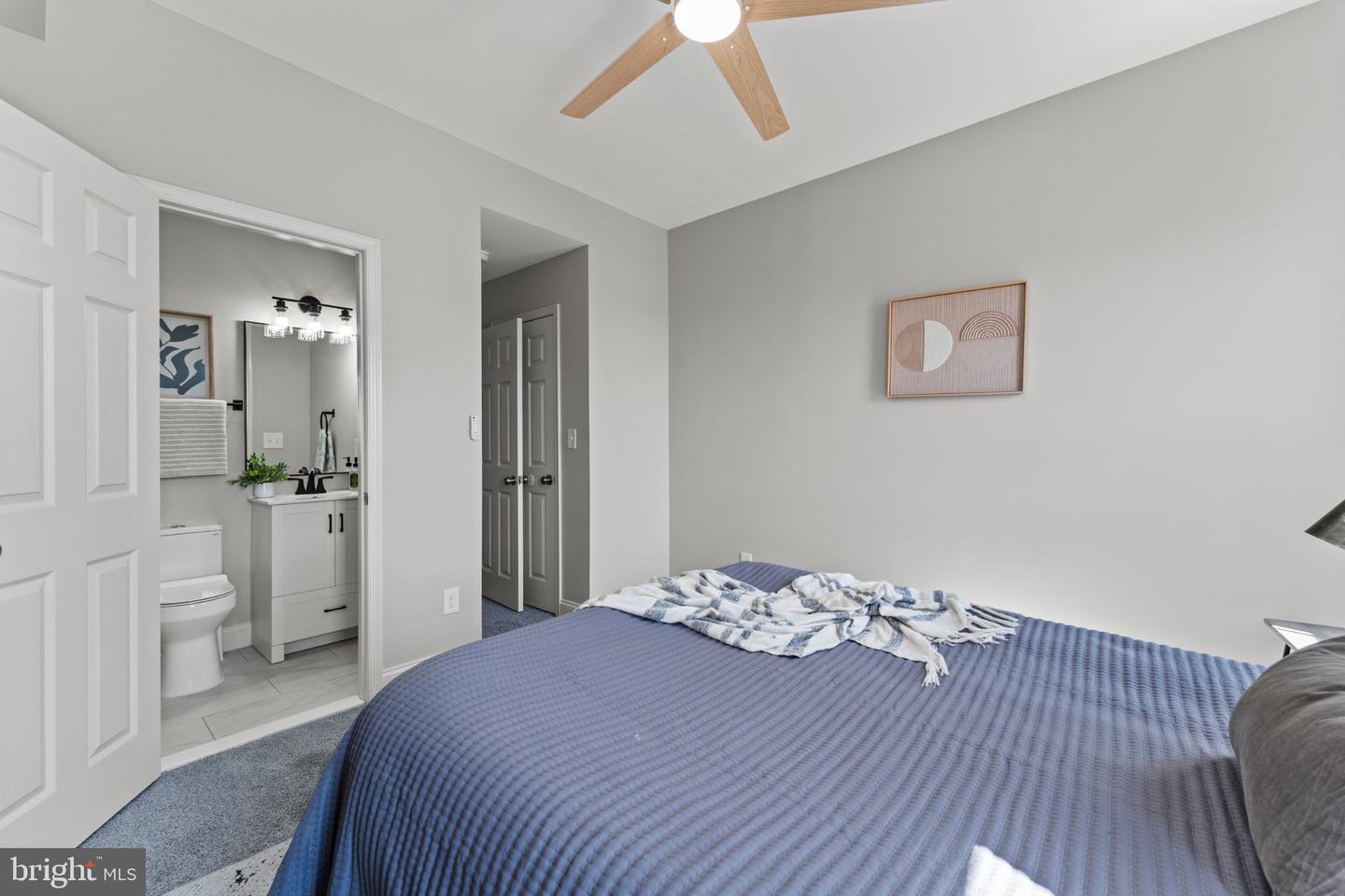 1724 N Milton Ave Property Photo 12