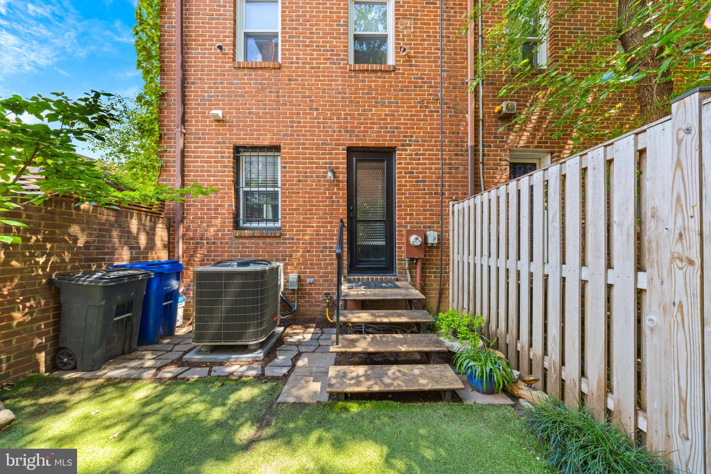 1063 W Barre Property Photo 43