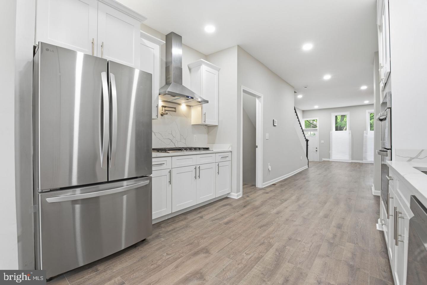 1032 N Fulton Ave Property Photo 8