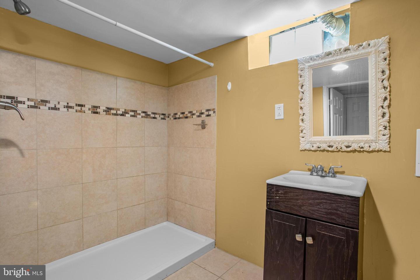 2906 Clearview Ave Property Photo 30