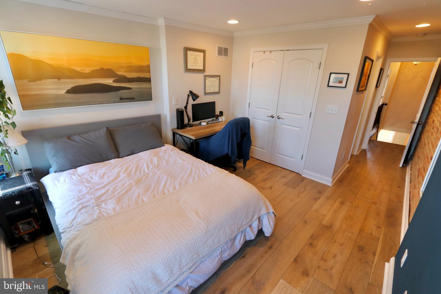 1 N Bradford St Property Photo 9