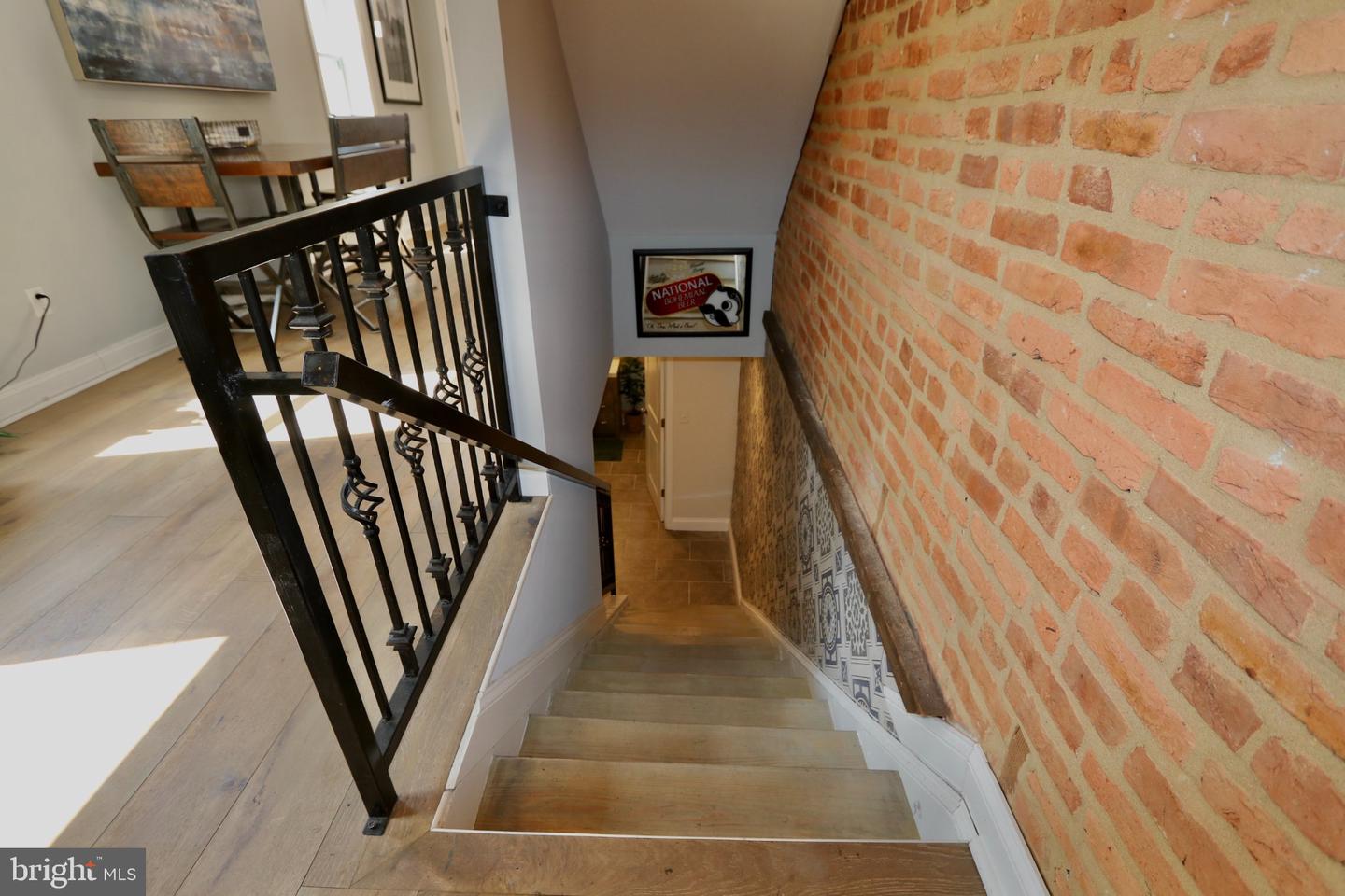 1 N Bradford St Property Photo 17