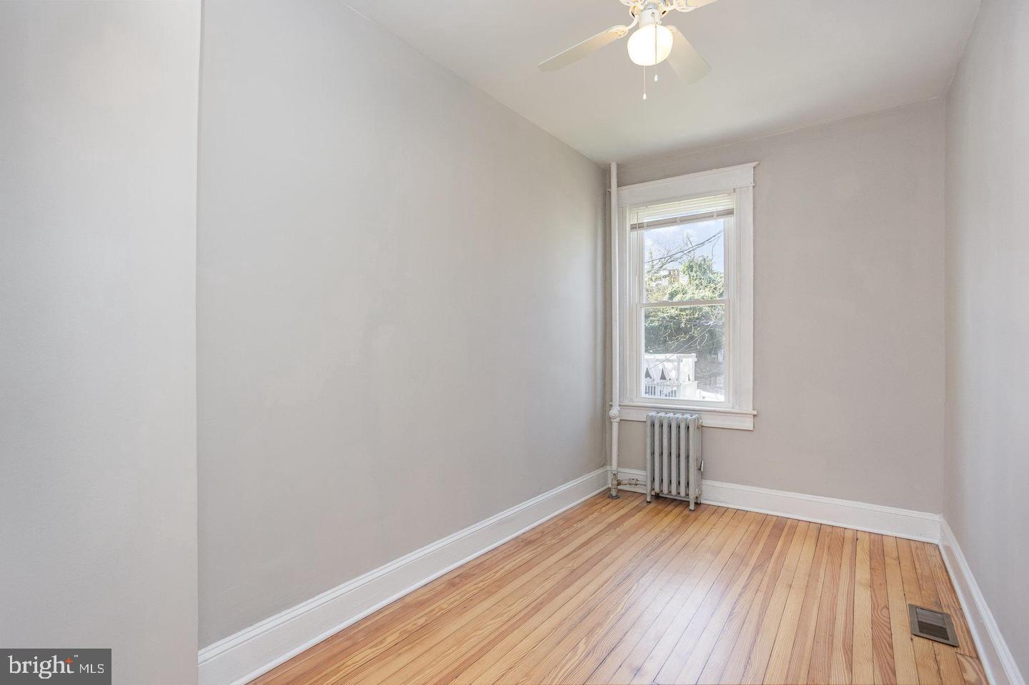 408 Gwynn Ave Property Photo 17