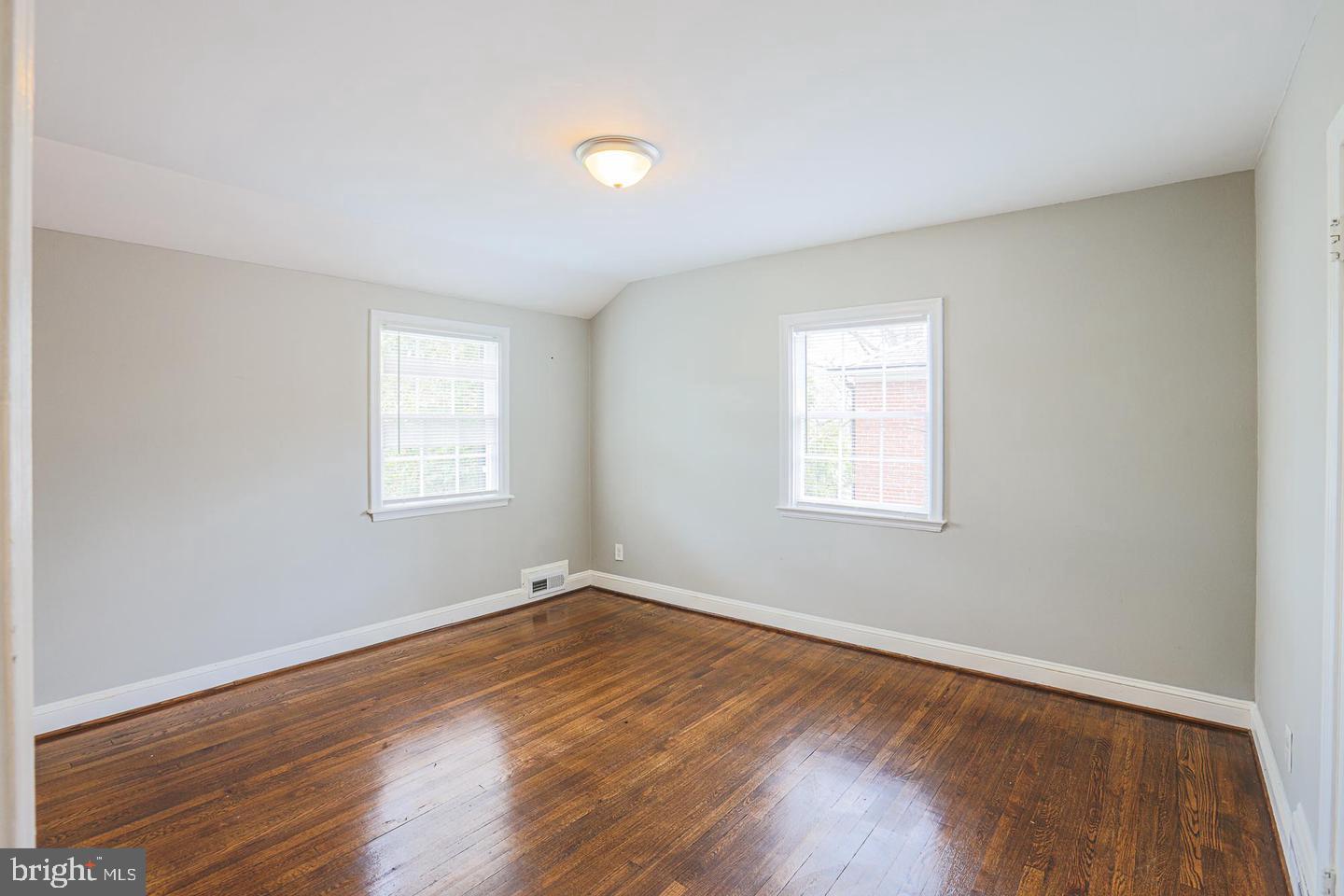 1207 Northview Rd Property Photo 15