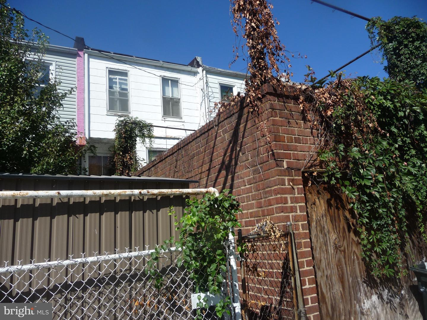 2239 Penrose Ave Property Photo 16