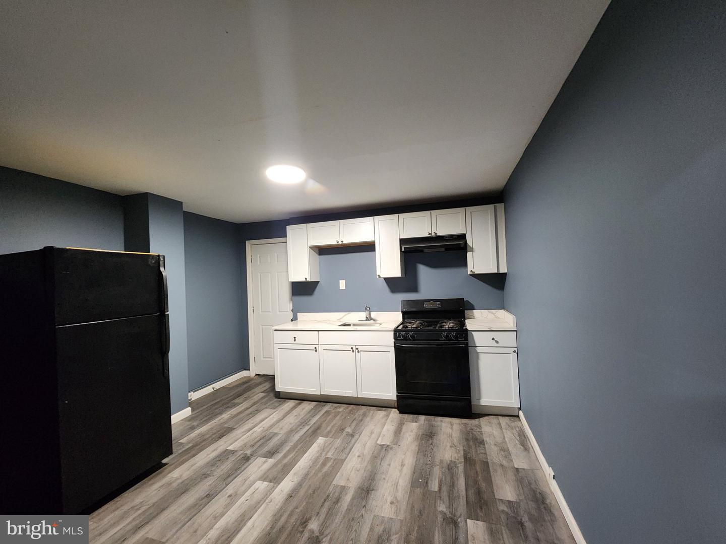 2865 W Lafayette Ave Property Photo 9