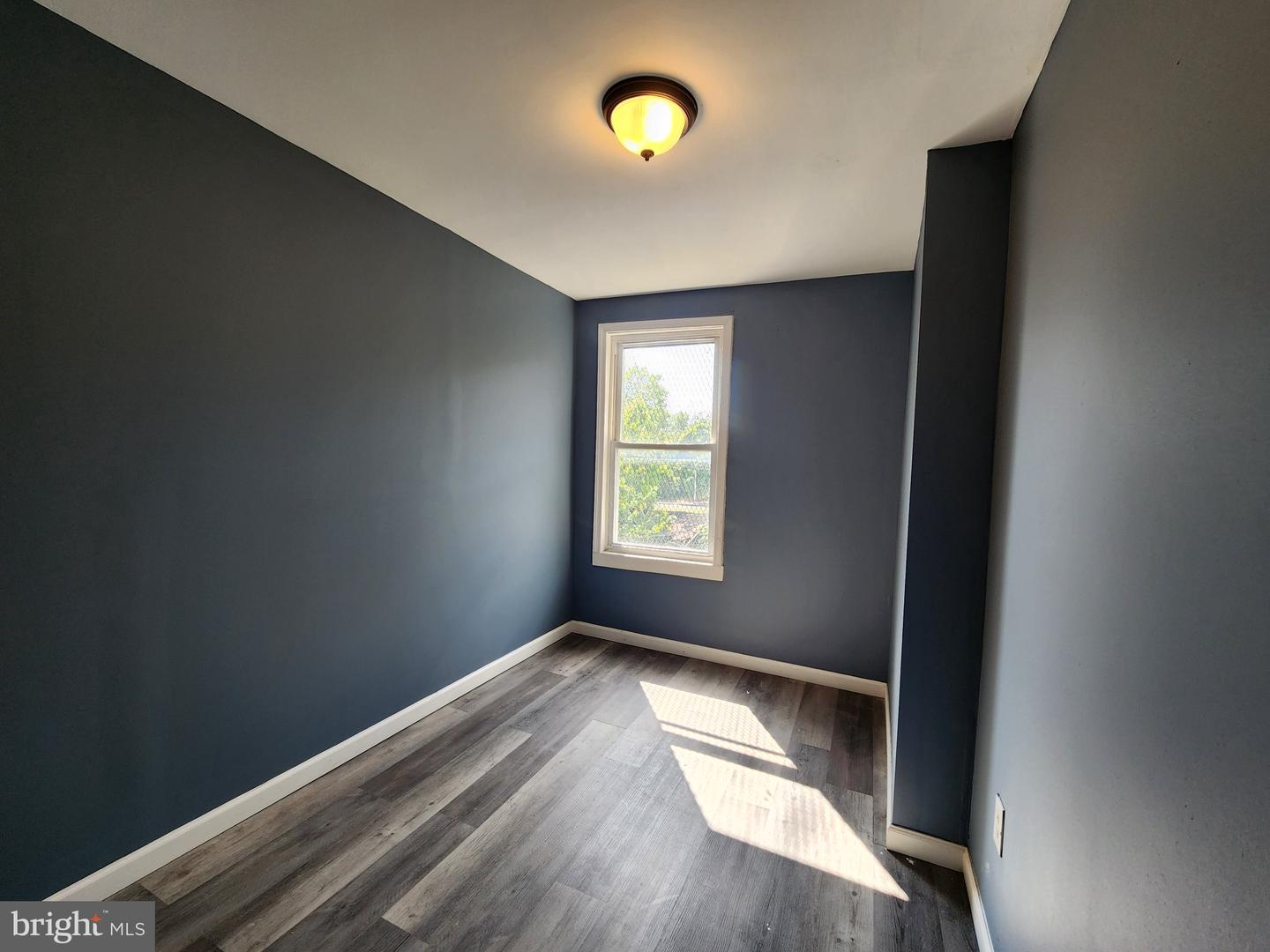 2865 W Lafayette Ave Property Photo 13