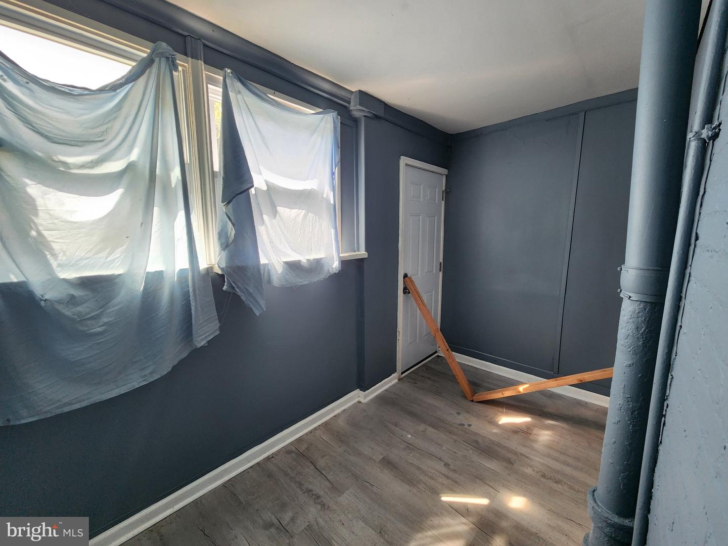 2865 W Lafayette Ave Property Photo 19