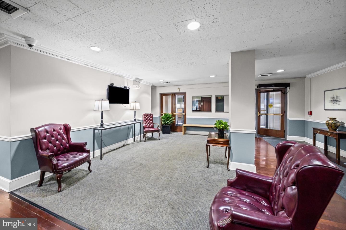 MDBA2231628 Property Photo 3