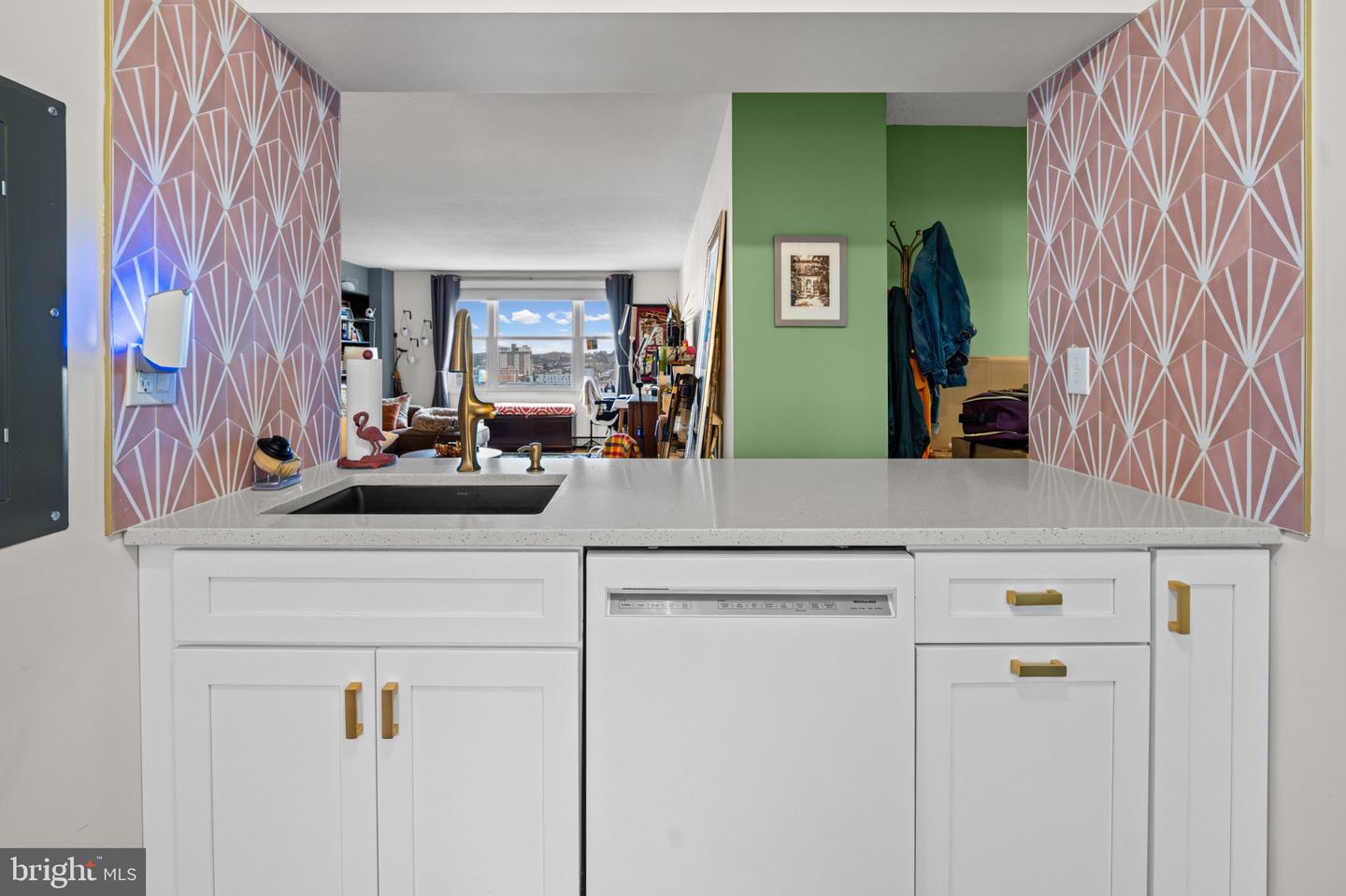 MDBA2231628 Property Photo 8