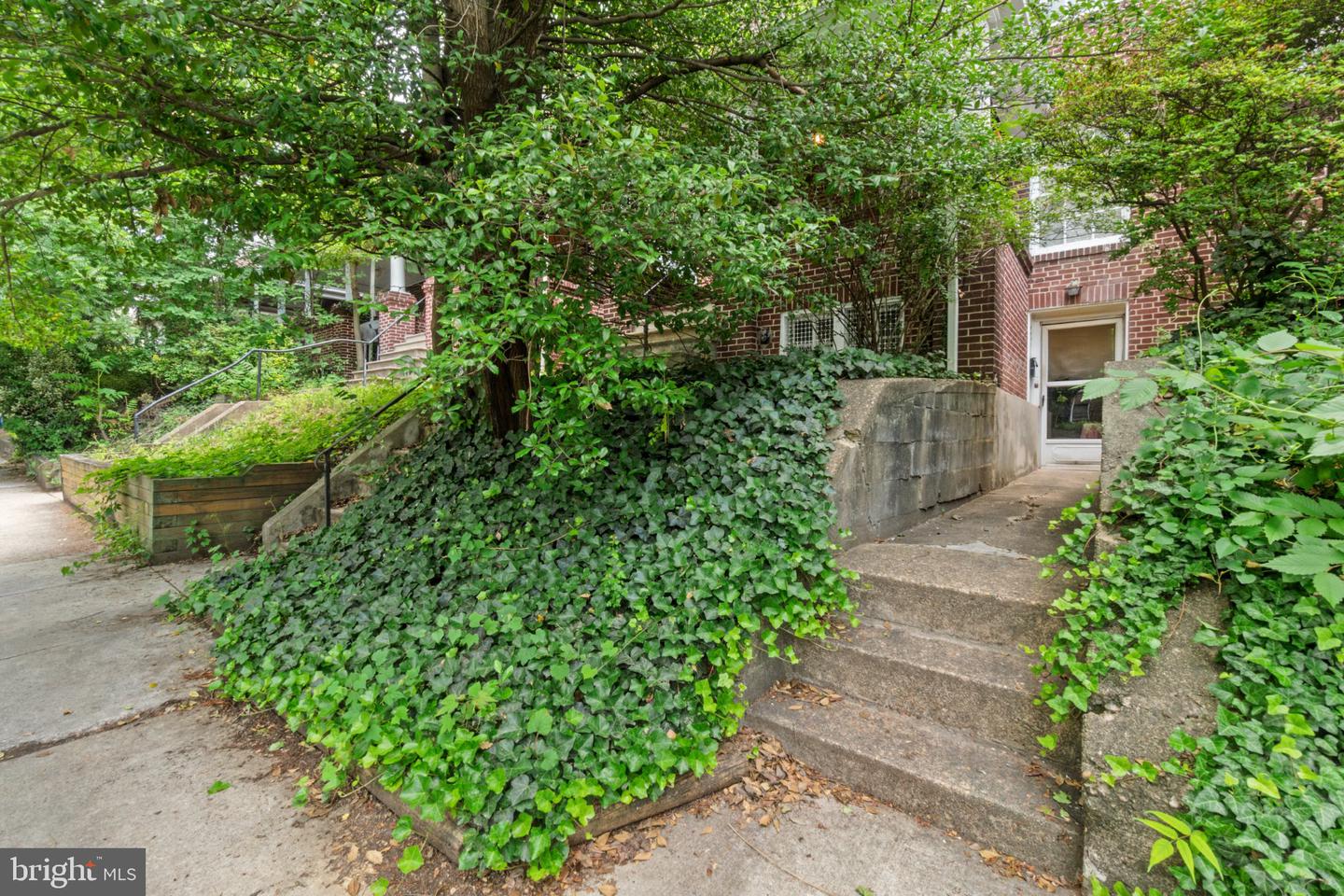 3211 Guilford Ave Property Photo 2