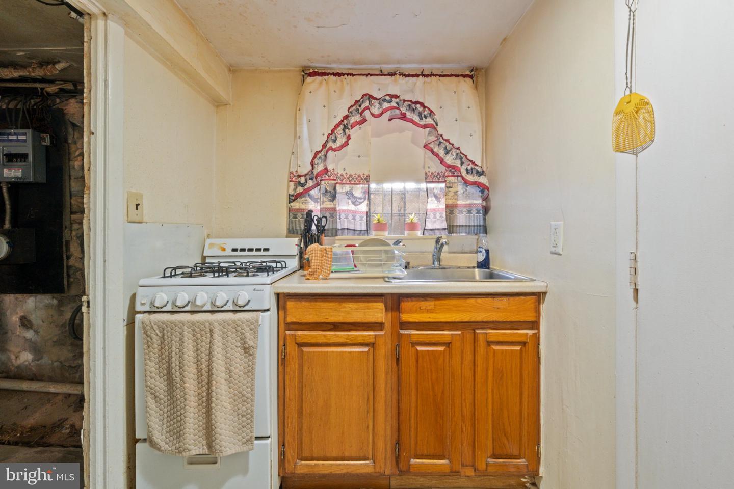 3211 Guilford Ave Property Photo 5