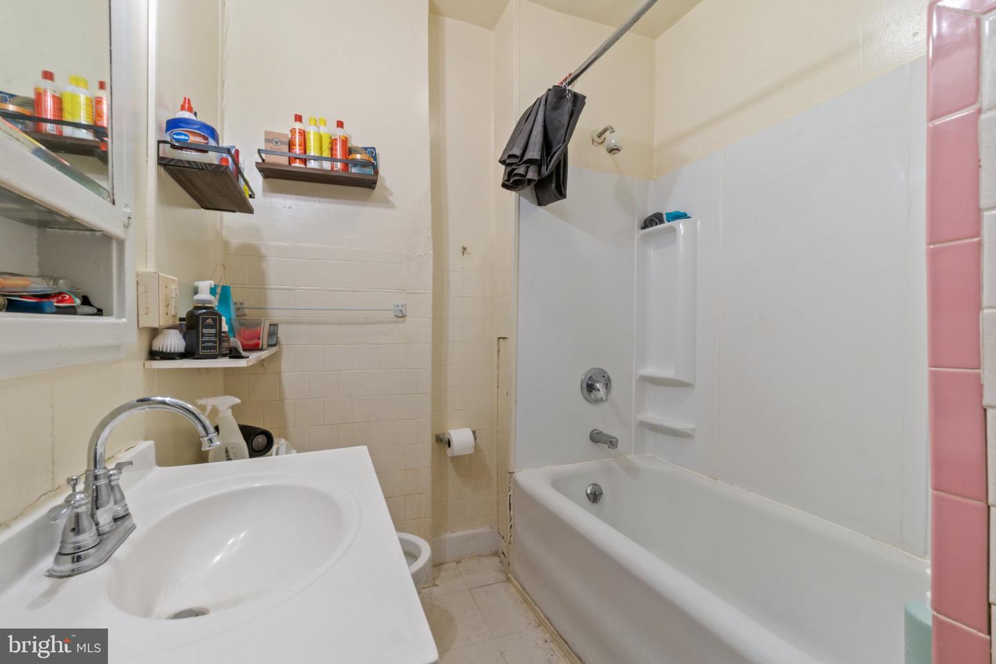 3211 Guilford Ave Property Photo 17