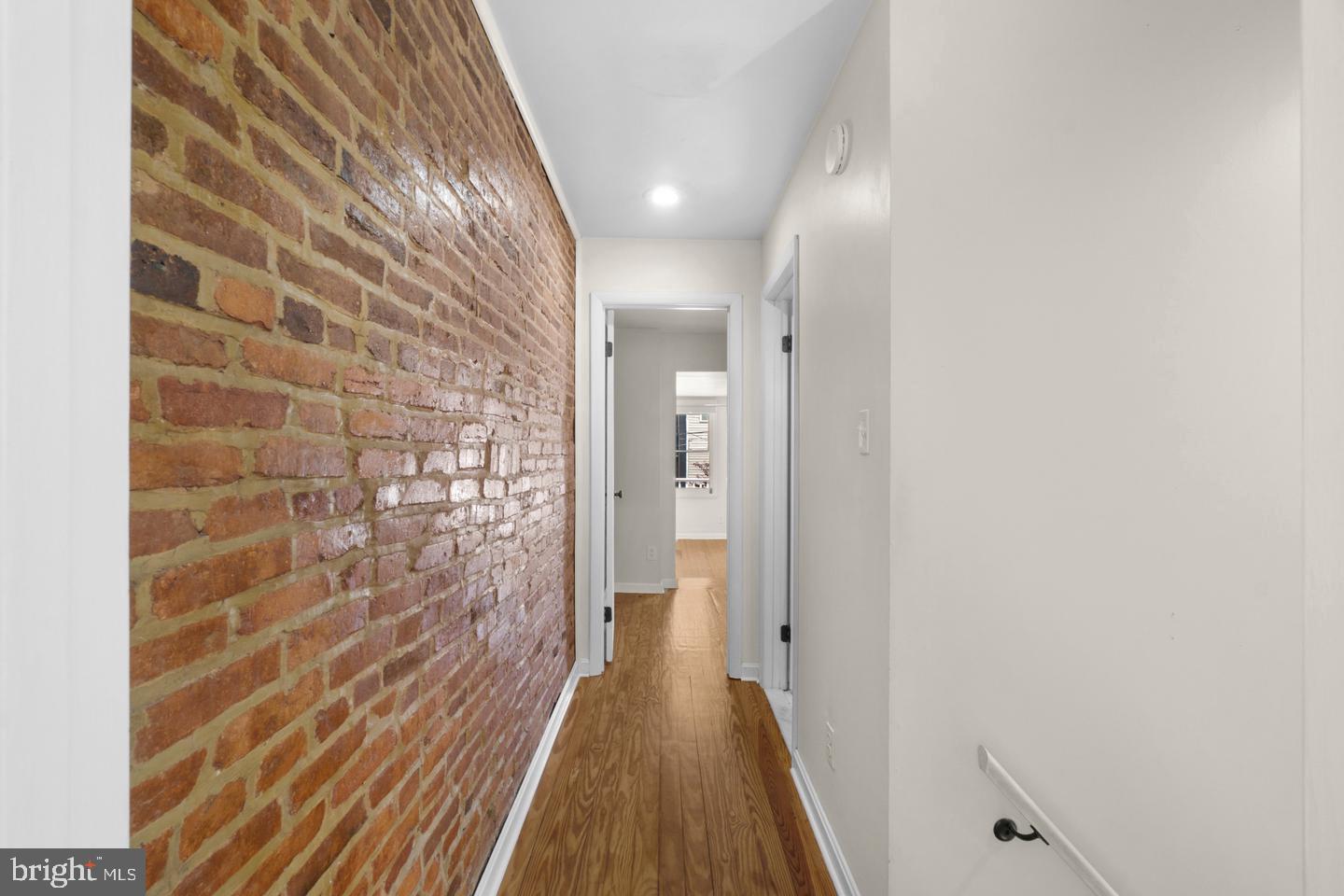 909 S Streeper St Property Photo 16