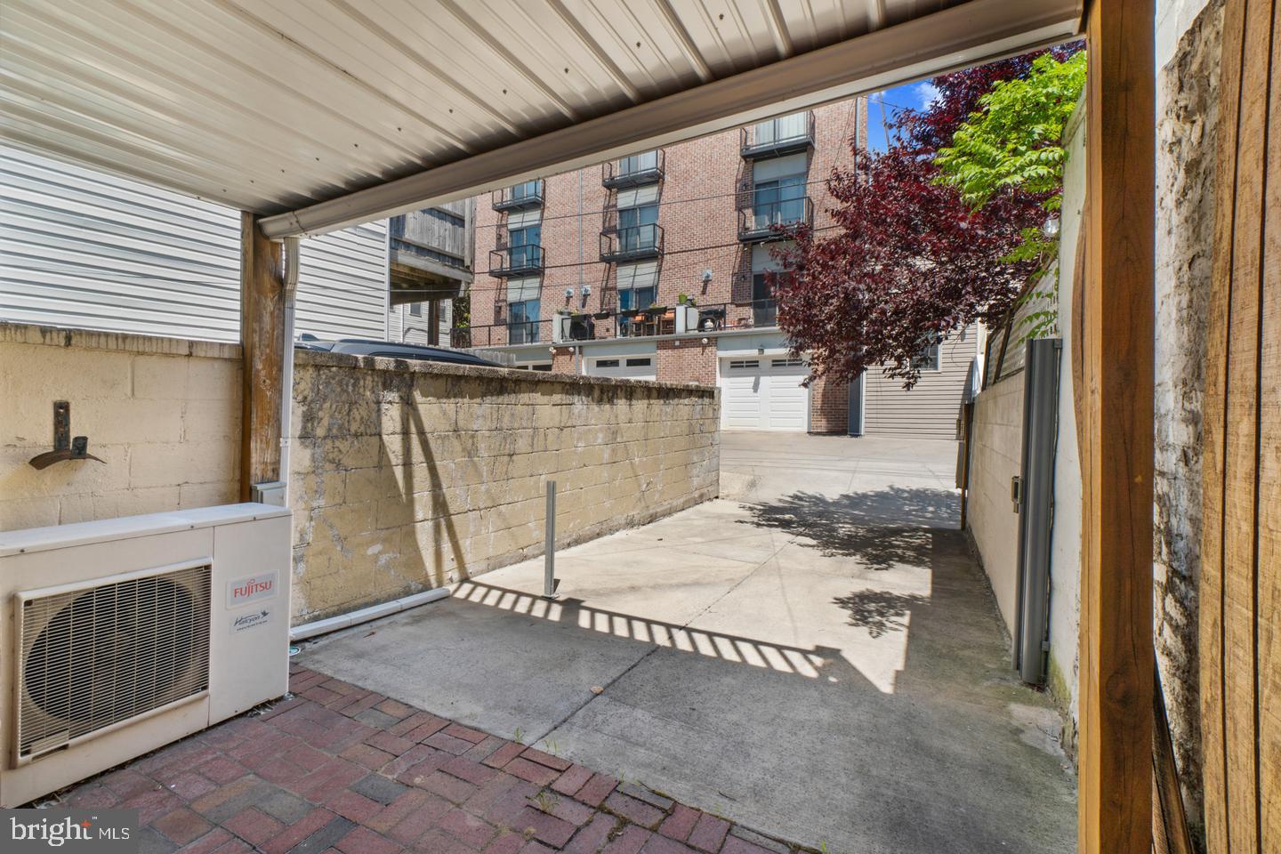 909 S Streeper St Property Photo 35