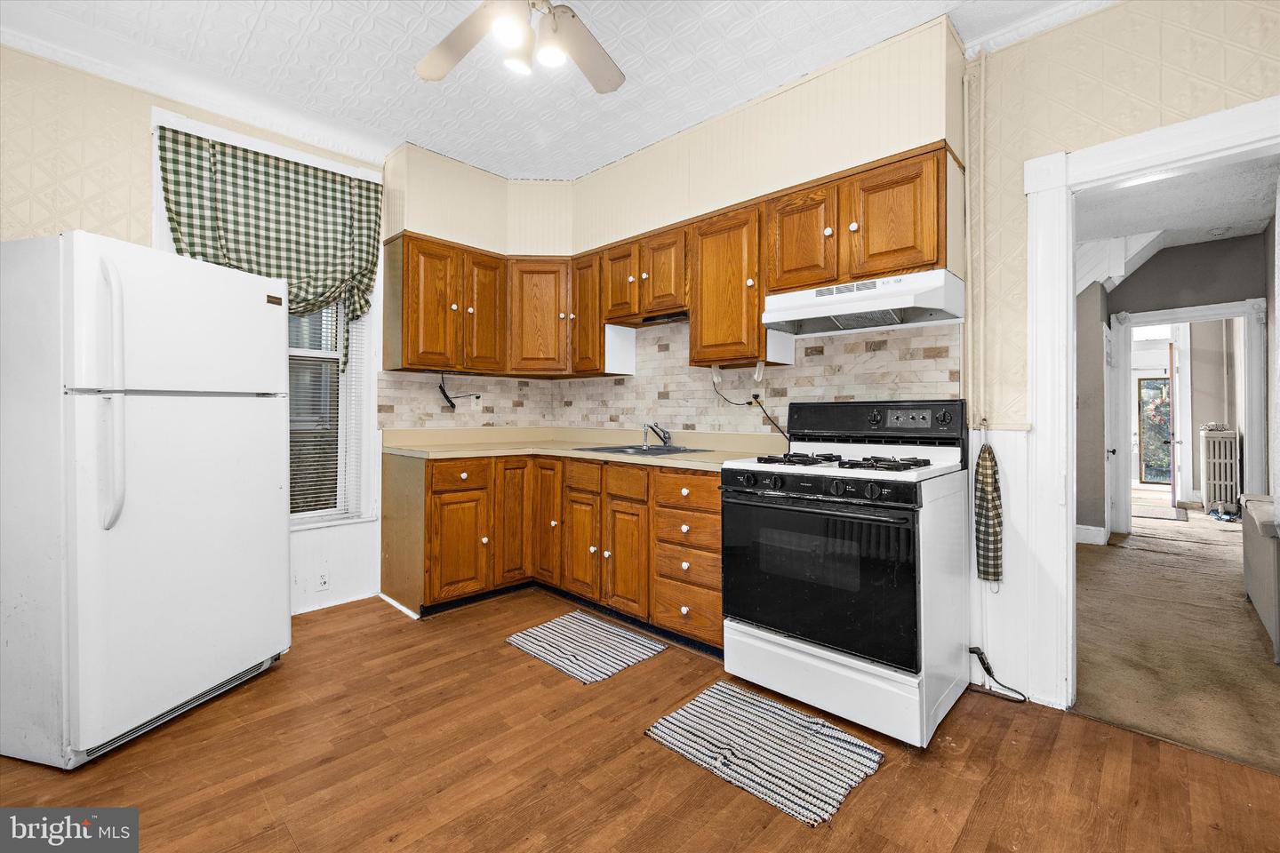 3246 Kingsley St Property Photo 17
